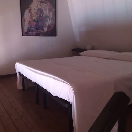 Borgo La Colombara 3* אוקיובלו