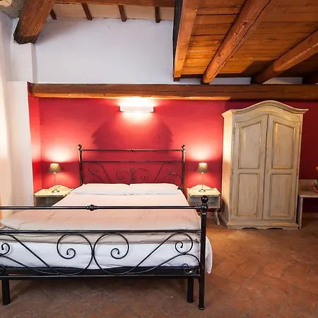 Bed & Breakfast Borgo La Colombara 3*