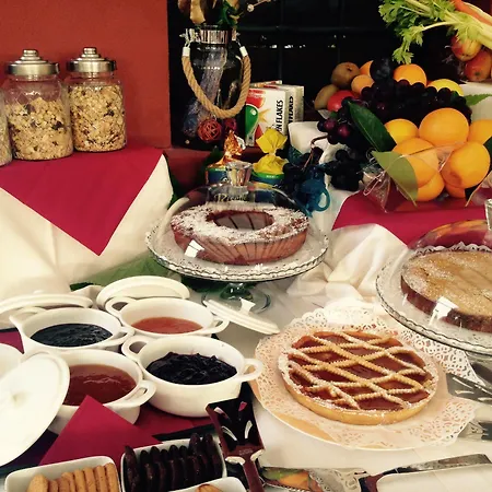 Bed & Breakfast Borgo La Colombara 3*